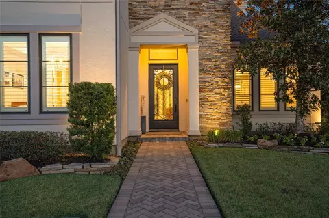 Exterior - 64 S Parkgate Cir, The Woodlands, TX 77381 photo 3 of 11