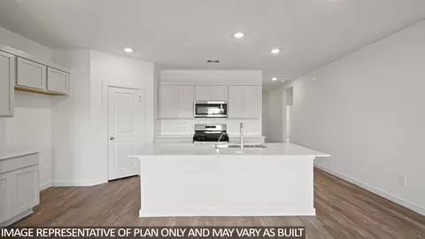 Kitchen - 20008 Hilbert Ln, New Caney, TX 77357 photo 2 of 2