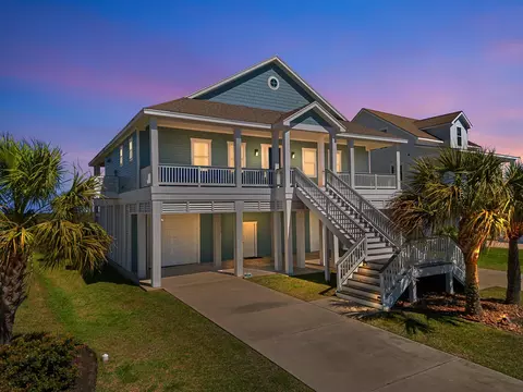26114 Bay Breeze Dr, Galveston, TX 77554