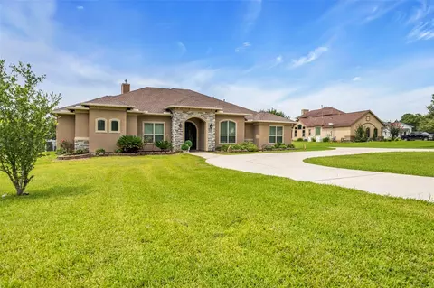 Exterior - 1706 Opal Trl, Willis, TX 77378 photo 2 of 9