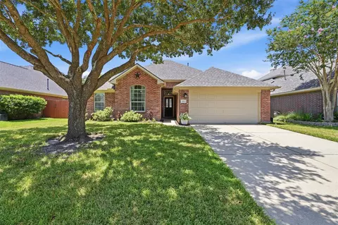 1011 Red Riv, League City, TX 77573