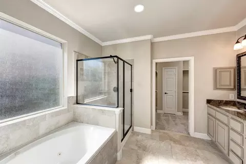Bath - 11 Red Wagon Dr, Spring, TX 77389 photo 2 of 4