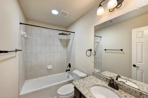 Bath - 11 Red Wagon Dr, Spring, TX 77389 photo 3 of 4