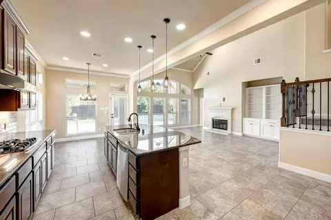 Other - 11 Red Wagon Dr, Spring, TX 77389 photo 3 of 9