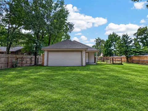 18590 Legend Oaks Dr, Magnolia, TX 77355