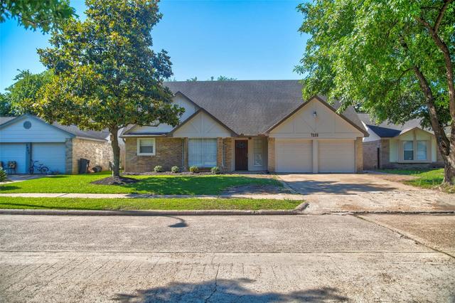 7330 Fuchsia Ln, Humble, TX 77346