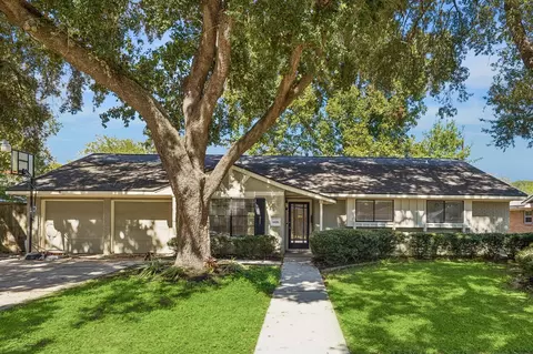4406 Goldfinch St, Houston, TX 77035