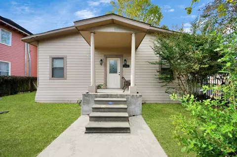 3012 Garrow St, Houston, TX 77003