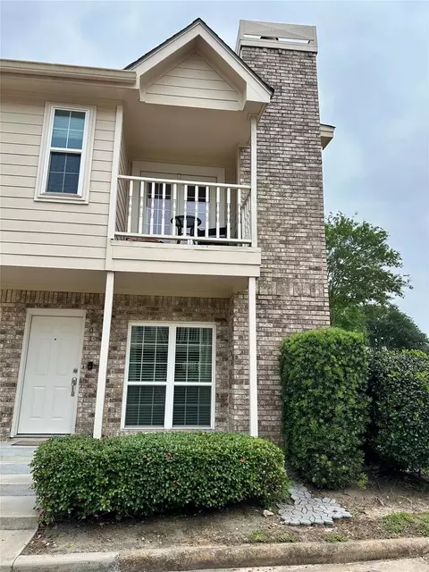 7575 Cambridge St #2701, Houston, TX 77054