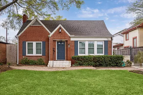 1706 W Main St, Houston, TX 77098