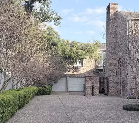 1499 Potomac Dr, Houston, TX 77057