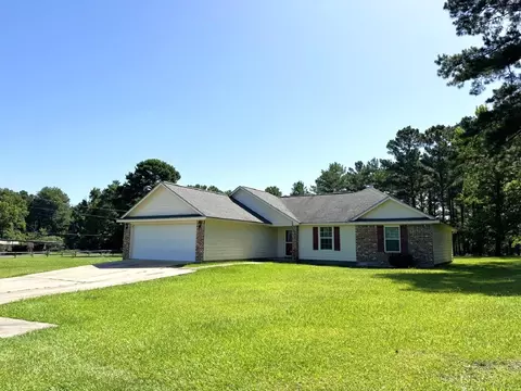 2910 Hwy 69, Doucette, TX 75942