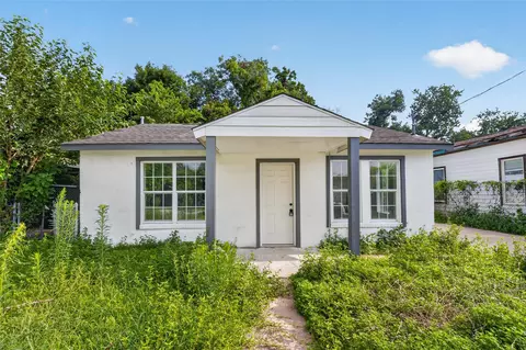 4715 Engleford St, Houston, TX 77026