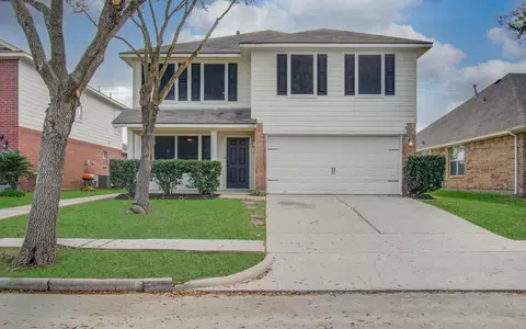 11003 Mossy Hollow Ln, Houston, TX 77075