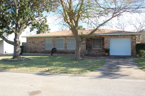 115 Barracuda Ave, Galveston, TX 77550