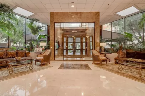 3525 Sage Rd #513, Houston, TX 77056