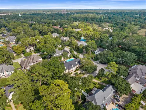 View/Area - 15902 Cumbria Dr, Spring, TX 77379 photo 3 of 5