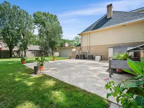 Exterior - 15902 Cumbria Dr, Spring, TX 77379 photo 8 of 8