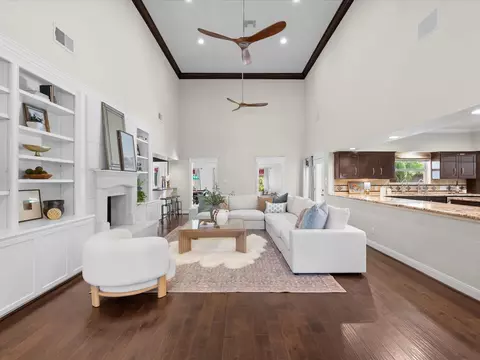 Living - 15902 Cumbria Dr, Spring, TX 77379 photo 2 of 8