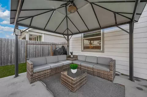 Exterior - 23639 Buttress Root Dr, Spring, TX 77373 photo 5 of 11