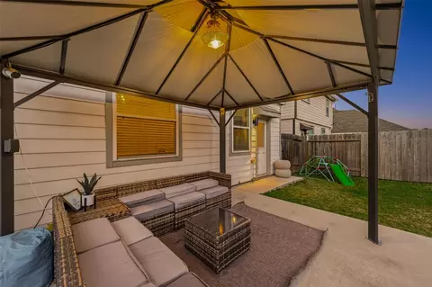Exterior - 23639 Buttress Root Dr, Spring, TX 77373 photo 7 of 11