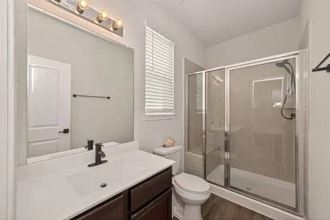 Bath - 23639 Buttress Root Dr, Spring, TX 77373 photo 2 of 3