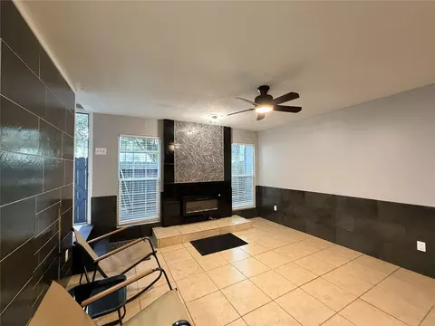 9550 Deering Dr #509, Houston, TX 77036