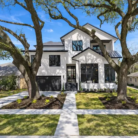 4708 Laurel St, Bellaire, TX 77401