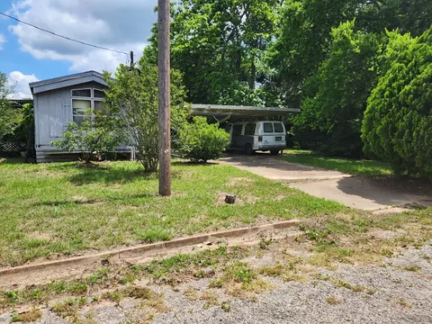209 S Orange St, Grapeland, TX 75844