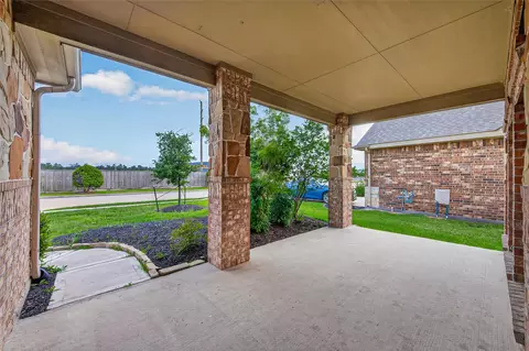Exterior - 3795 Lake Bend Shore Dr, Spring, TX 77386 photo 2 of 2