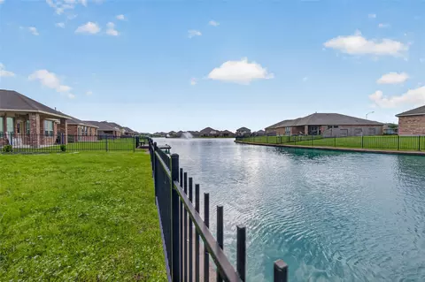 View/Area - 3795 Lake Bend Shore Dr, Spring, TX 77386 photo 4 of 8
