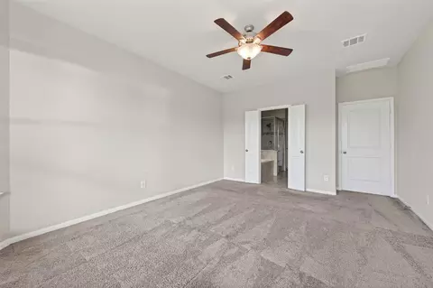 Bedroom - 3795 Lake Bend Shore Dr, Spring, TX 77386 photo 2 of 8