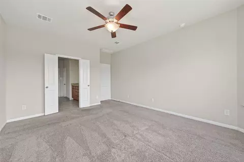 Bedroom - 3795 Lake Bend Shore Dr, Spring, TX 77386 photo 3 of 8