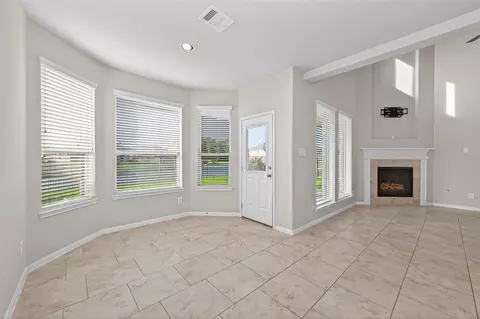 Living - 3795 Lake Bend Shore Dr, Spring, TX 77386 photo 3 of 4