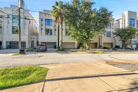 5213 Lillian St, Houston, TX 77007