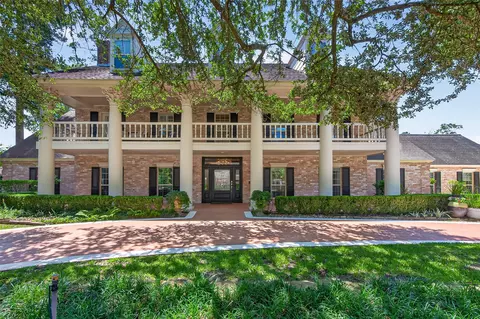 9303 Tranquil Park Dr, Spring, TX 77379