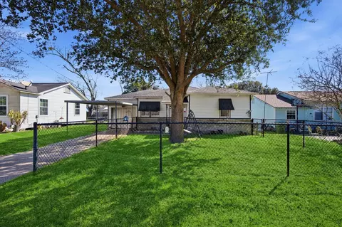 1604 Kipling St, Liberty, TX 77575
