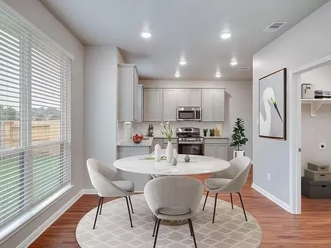 1042 Tomball Downs Dr, Tomball, TX 77375