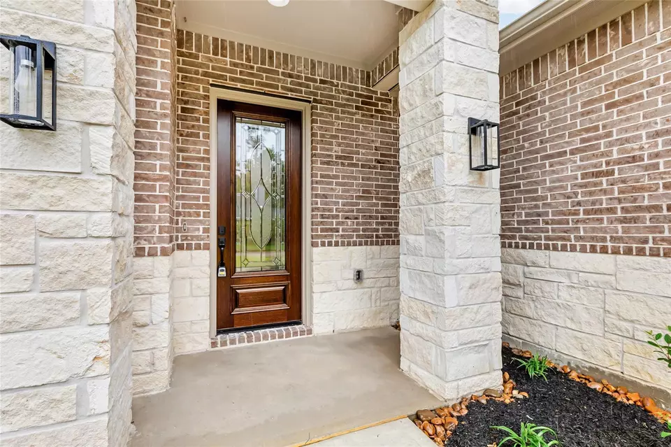 Exterior - 1103 Channels Ct, Crosby, TX 77532 photo 2 of 9