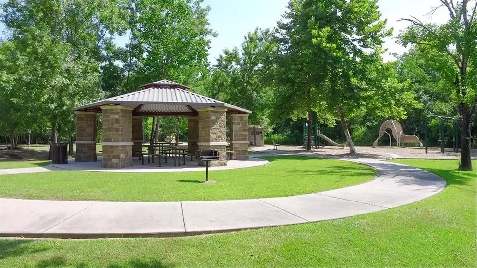 View/Area - 1103 Channels Ct, Crosby, TX 77532 photo 5 of 9