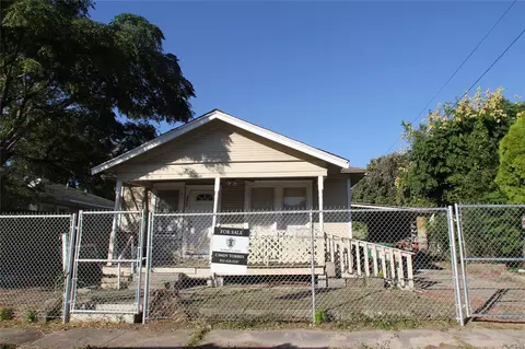 7013 Avenue E, Houston, TX 77011