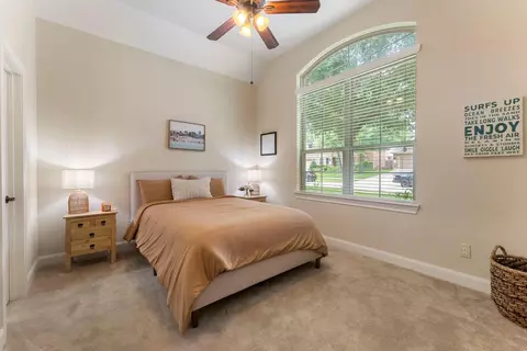 Bedroom - 4787 Jackson Square Dr, Conroe, TX 77304 photo 3 of 6