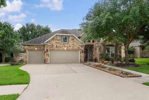Exterior - 4787 Jackson Square Dr, Conroe, TX 77304 photo 2 of 9
