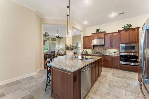 Kitchen - 4787 Jackson Square Dr, Conroe, TX 77304 photo 2 of 4