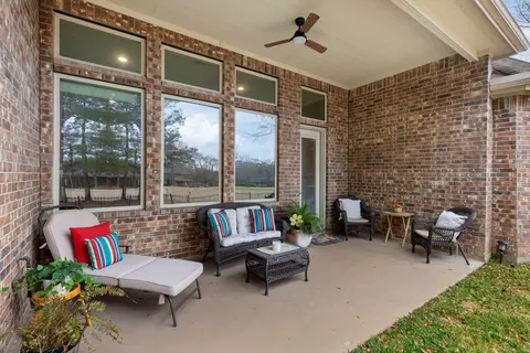 Exterior - 4787 Jackson Square Dr, Conroe, TX 77304 photo 3 of 9