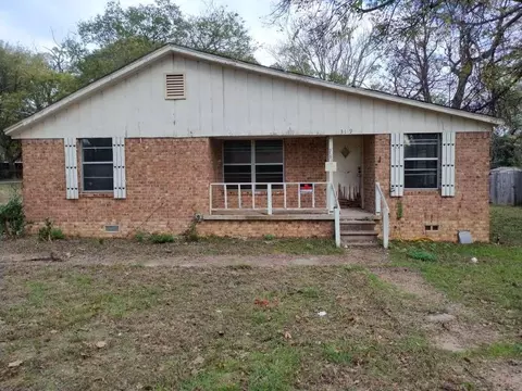 2319 Luther St, Tyler, TX 75701