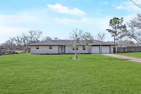 4614 Edgemore St, Santa Fe, TX 77517