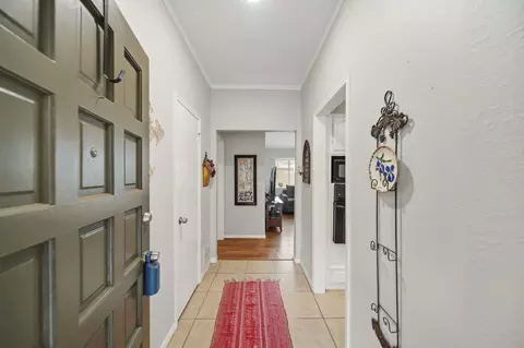 Entry Way - 25402 Pepper Ridge Ln, Spring, TX 77373 photo 1 of 3