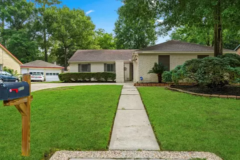 Exterior - 25402 Pepper Ridge Ln, Spring, TX 77373 photo 3 of 6