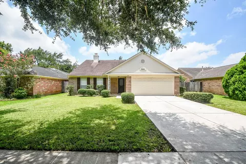 3006 Lakefield Way, Sugar Land, TX 77479